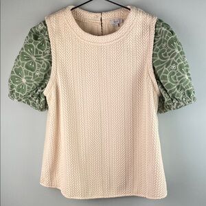 Voy Cream Top with Green Puff Sleeves Size S